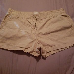 ***CLOSEOUT***Khaki shorts
